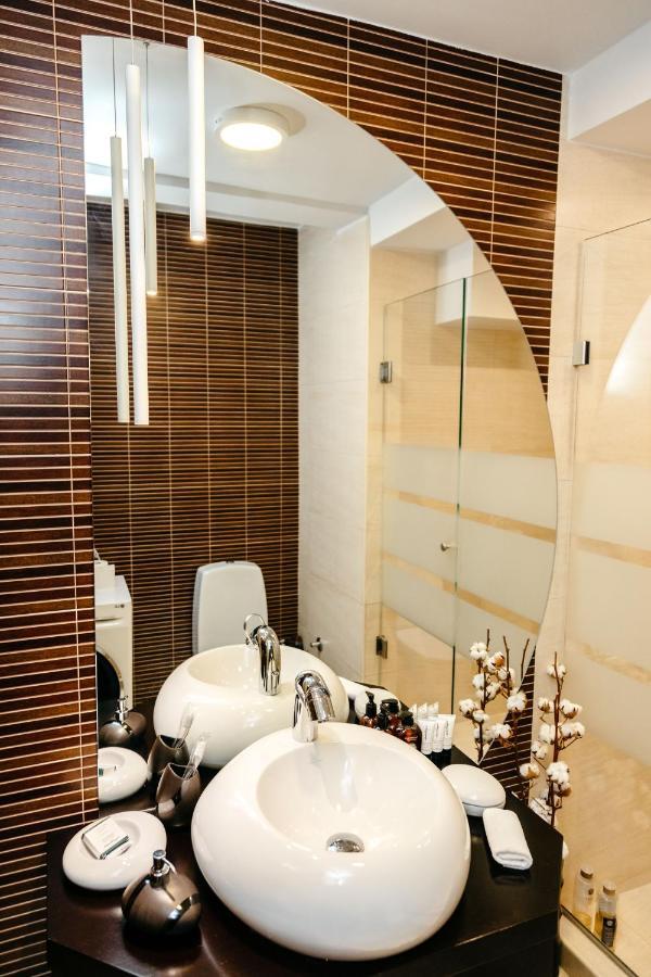 Rosewood Podgorica Apartment ภายนอก รูปภาพ